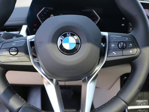 Certified 2025 BMW X1 xDrive28i w/ Convenience Package AWD/4WD image 17