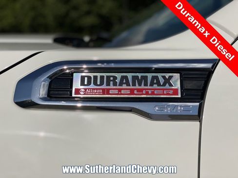 Used 2023 GMC Sierra 2500 Denali w/ Denali Ultimate Package image 11