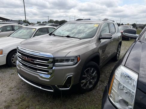 Used 2022 GMC Acadia SLT w/ Technology Package FWD image 1