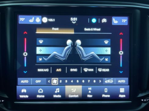 Used 2021 Maserati Levante image 27