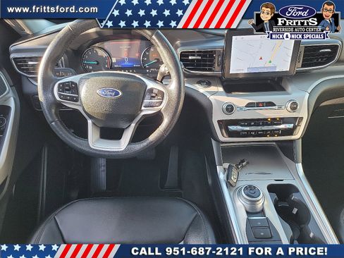 Certified 2022 Ford Explorer XLT w/ Equipment Group 202A image 5