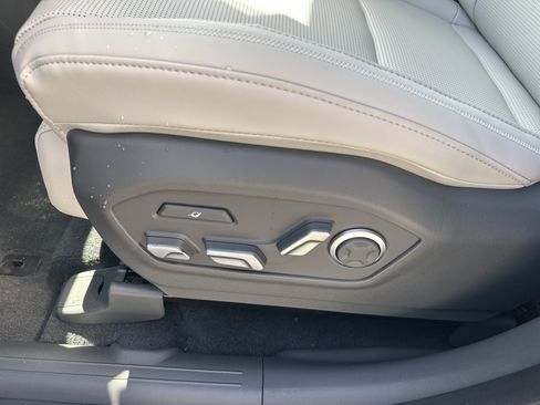 New 2026 Hyundai Santa Fe Calligraphy FWD image 17