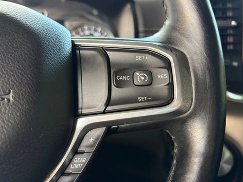 Used 2019 RAM 1500 Laramie AWD/4WD image 31