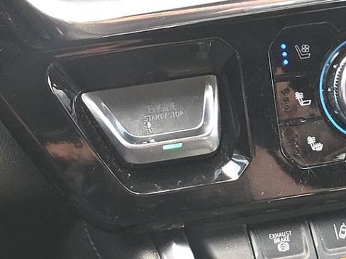 Used 2024 GMC Sierra 2500 Denali w/ Denali Reserve Package AWD/4WD image 44