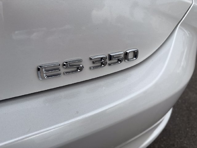 Used 2021 Lexus ES 350 w/ Accessory Package FWD image 29