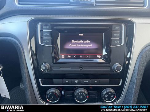 Used 2018 Volkswagen Passat 2.0T S FWD image 21