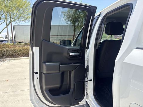 Used 2023 GMC Sierra 1500 Pro w/ Pro Value Package RWD image 10