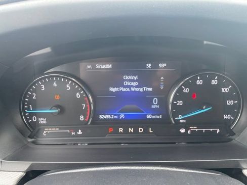 Used 2021 Ford Explorer XLT w/ Equipment Group 202A AWD/4WD image 30