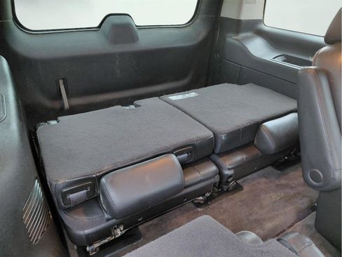 Used 2013 Chevrolet Tahoe LT image 18