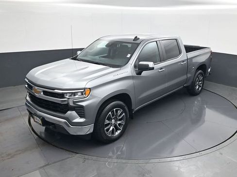 Used 2023 Chevrolet Silverado 1500 LT image 13