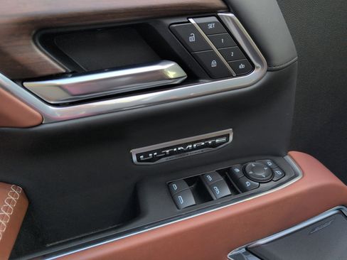 Used 2025 GMC Sierra 1500 Denali Ultimate image 14