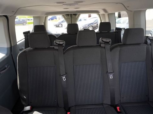Used 2018 Ford Transit 150 XL RWD image 29