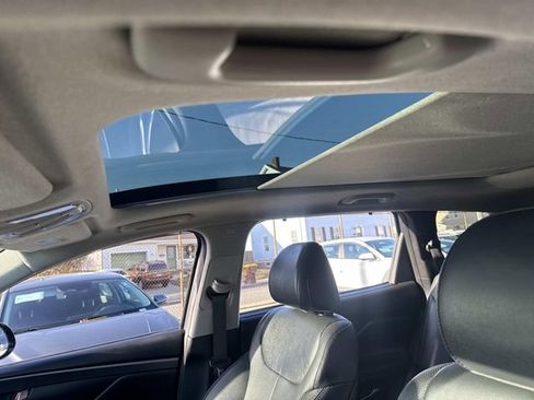 Used 2020 Hyundai Santa Fe Limited image 25