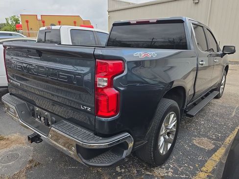 Used 2021 Chevrolet Silverado 1500 LTZ image 2