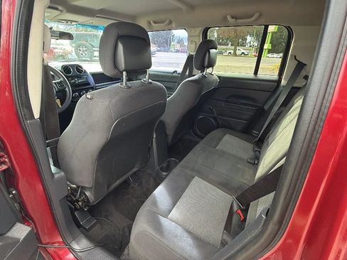 Used 2015 Jeep Patriot Sport AWD/4WD image 11