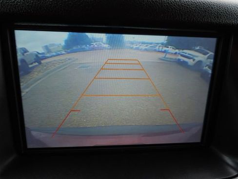Used 2016 Chevrolet Suburban LT RWD image 32
