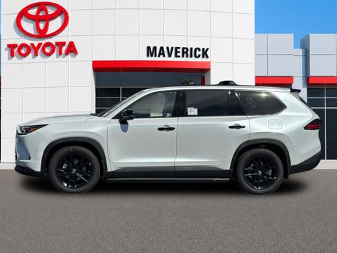New 2026 Toyota Grand Highlander AWD Hybrid image 2