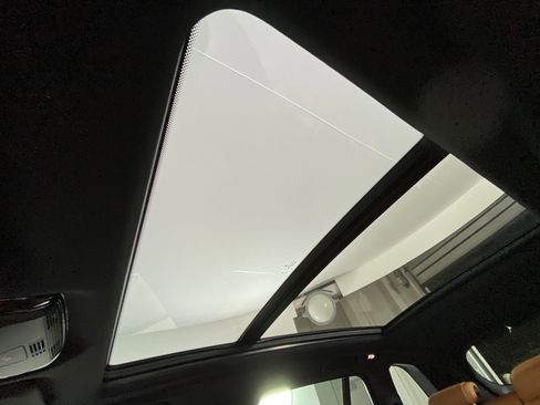 New 2026 BMW X5 sDrive40i image 12