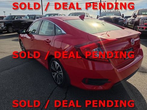 Used 2018 Honda Civic EX-L image 4