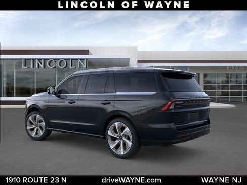 New 2026 Lincoln Navigator Black Label AWD/4WD image 5