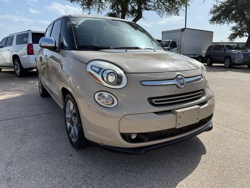 Used 2014 FIAT 500L Lounge FWD image 1