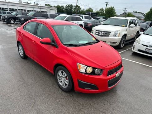 Used 2014 Chevrolet Sonic LT FWD image 16