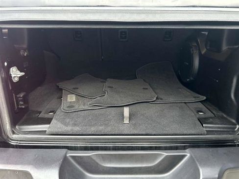 Used 2022 Jeep Wrangler Unlimited Sahara w/ Cold Weather Group image 11