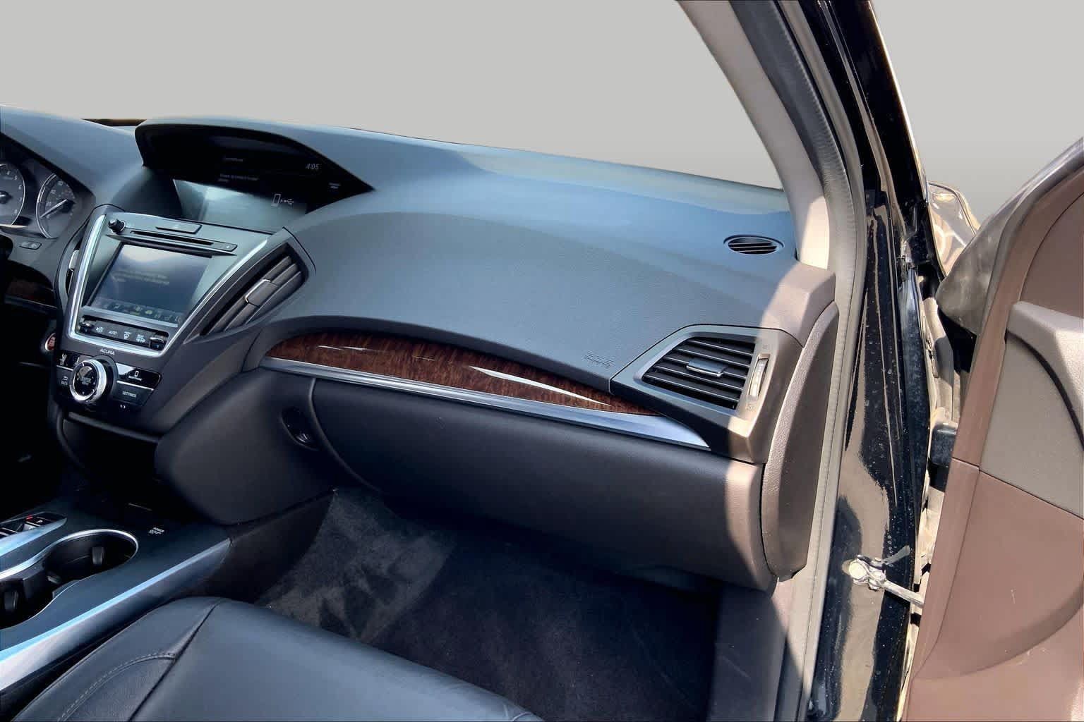 Used 2020 Acura MDX FWD image 19