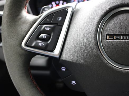 Used 2017 Chevrolet Camaro ZL1 RWD image 13