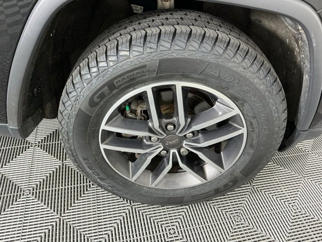 Used 2019 Jeep Grand Cherokee Limited AWD/4WD image 18