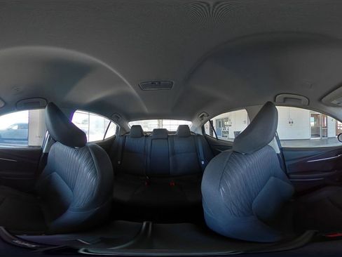 Used 2025 Toyota Camry LE image 46