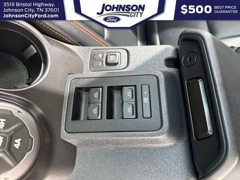 Used 2023 Ford Bronco Badlands w/ Sasquatch Package AWD/4WD image 16
