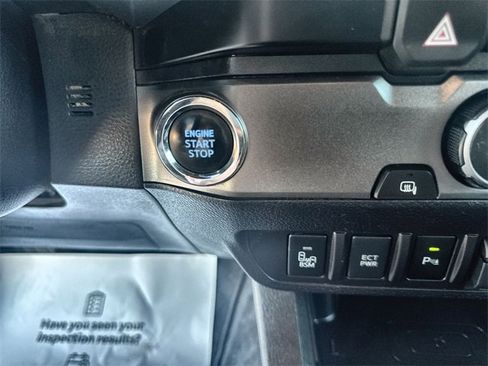 Used 2023 Toyota Tacoma TRD Sport image 15