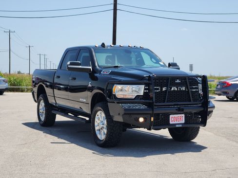 Used 2021 RAM 2500 Lone Star w/ Level 1 Equipment Group w/2_Y AWD/4WD image 3