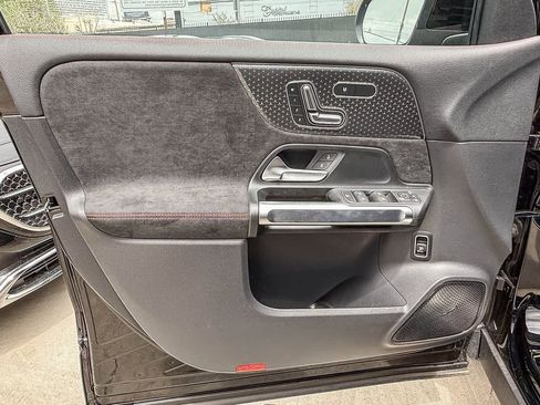 Used 2024 Mercedes-Benz EQB 350 4MATIC SUV image 22