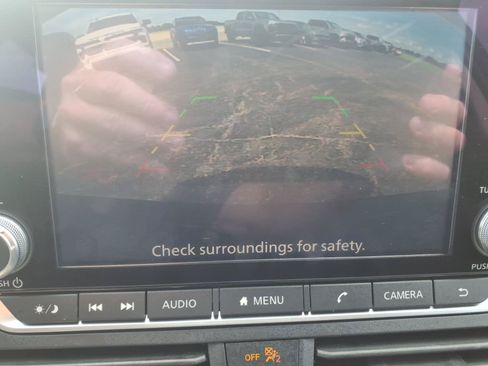 Used 2025 Nissan Altima 2.5 SV FWD image 30