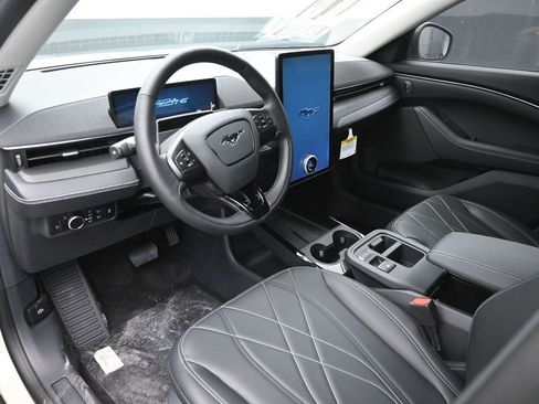 New 2025 Ford Mustang Mach-E Select image 30