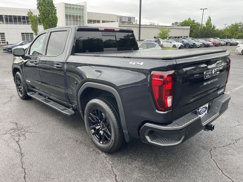 Used 2023 GMC Sierra 1500 Elevation w/ Elevation Premium Package AWD/4WD image 4