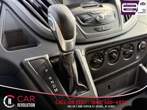 Used 2019 Ford Transit 350 XL image 22