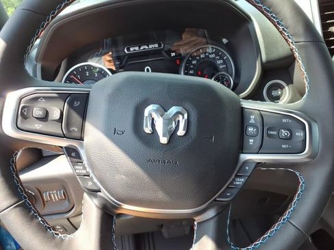 New 2026 RAM 1500 Big Horn AWD/4WD image 10