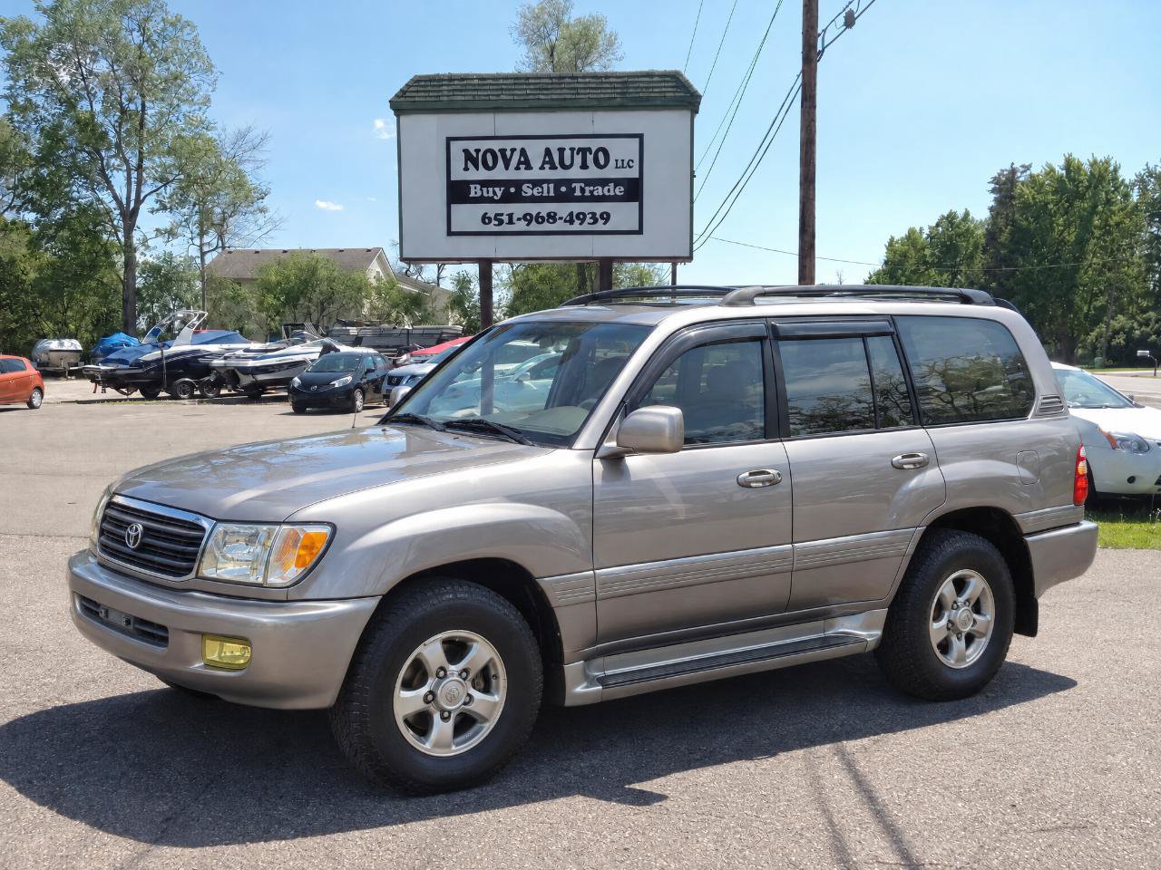 Used 2001 Toyota Land Cruiser AWD/4WD image 1