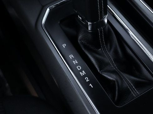 Used 2015 Ford F150 XLT w/ Equipment Group 302A Luxury image 35