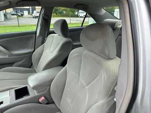 Used 2007 Toyota Camry LE FWD image 6