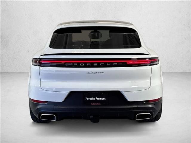 Certified 2025 Porsche Cayenne Coupe AWD/4WD image 10