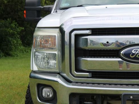 Used 2012 Ford F350 XLT w/ XLT Interior Pkg image 12