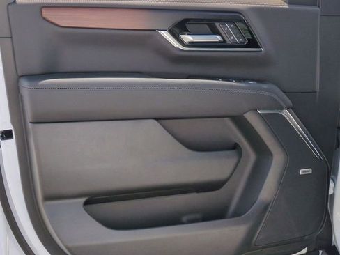 New 2026 GMC Yukon Denali AWD/4WD image 22