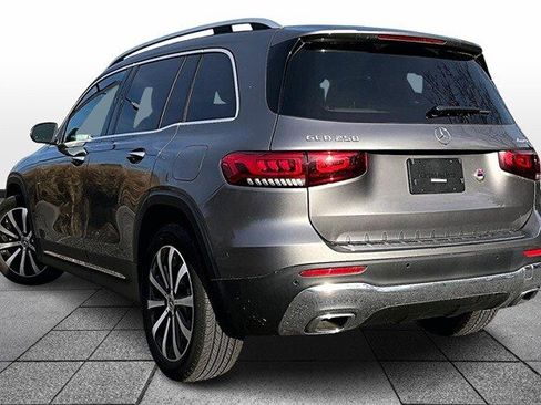 Certified 2023 Mercedes-Benz GLB 250 4MATIC image 3