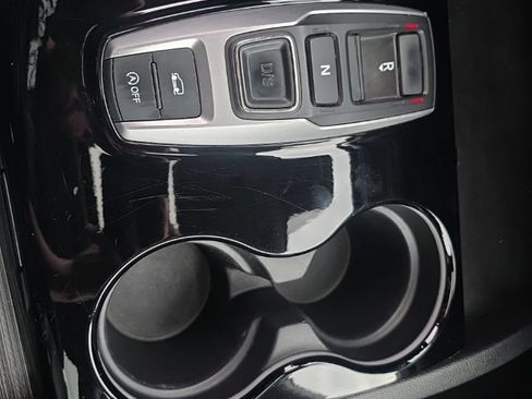 Used 2019 Honda Pilot Touring image 23