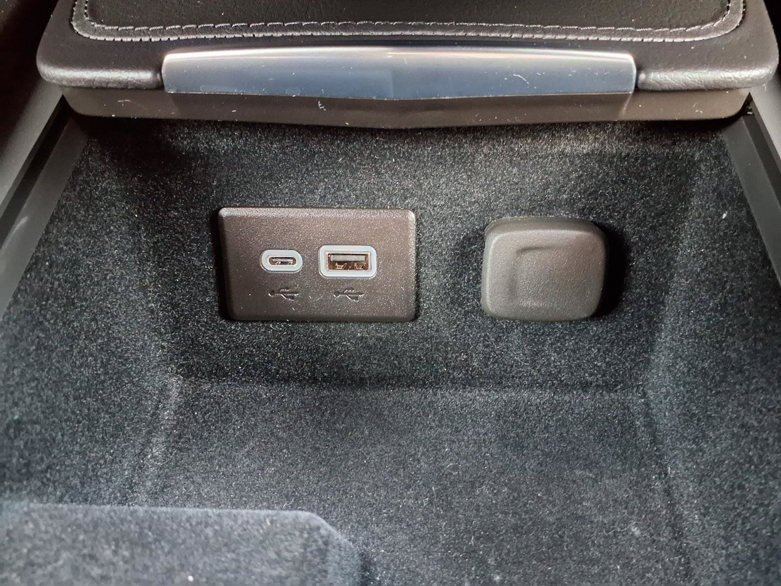 Used 2024 Cadillac XT4 Luxury FWD image 8