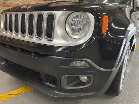 Used 2015 Jeep Renegade Limited FWD image 9